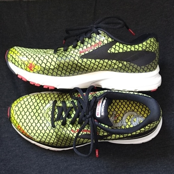 brooks launch 3 tokyo